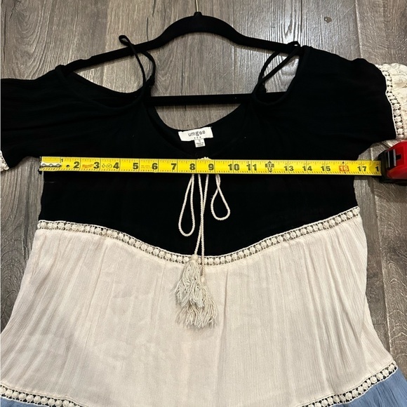 Umgee Boho Crochet Color Block Lace Bell Sleeve Tunic Blouse Size Small Peasant - Picture 6 of 8